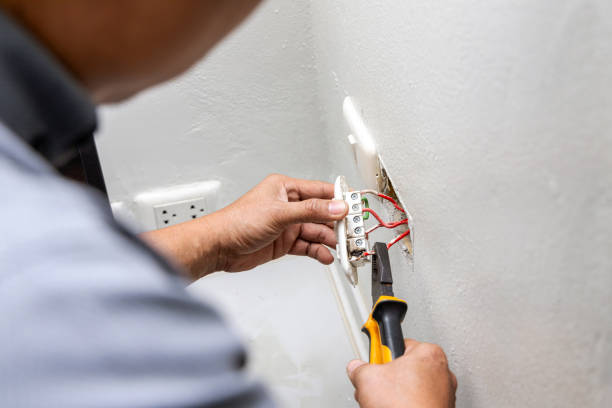 Best Affordable Electrician  in Hartford, WI